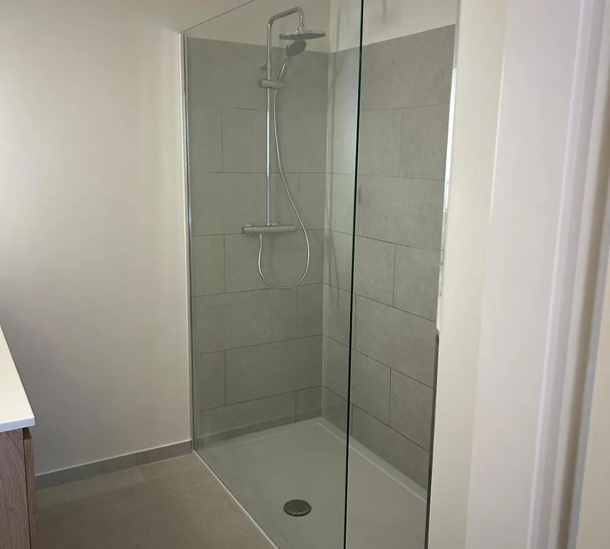 New Design Apartment In Brüssel