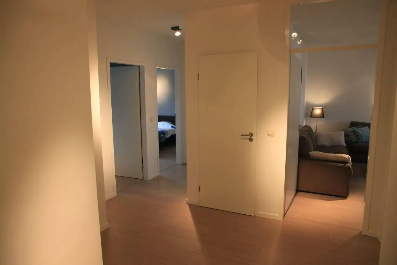 New Design Apartment In Brüssel